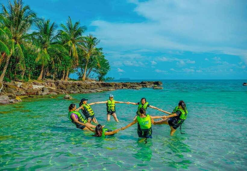 Phu Quoc: Cable Car Ride and 3 Islands Boat Tour with Lunch - Price and logistics: what $61 really buys you