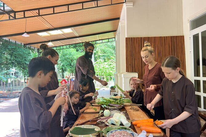 Phu Quoc Cooking Class - Stop 1: Ong Lang herbal welcome at a local home