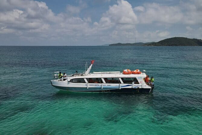 Phu Quoc Food Tour: Local Expert - City-center street flavors: follow the alley, wear the right shoes