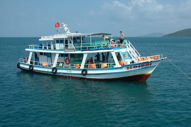 Phu Quoc Full Day Tour in Cua Can River - Peppered island economics: the pepper garden stop