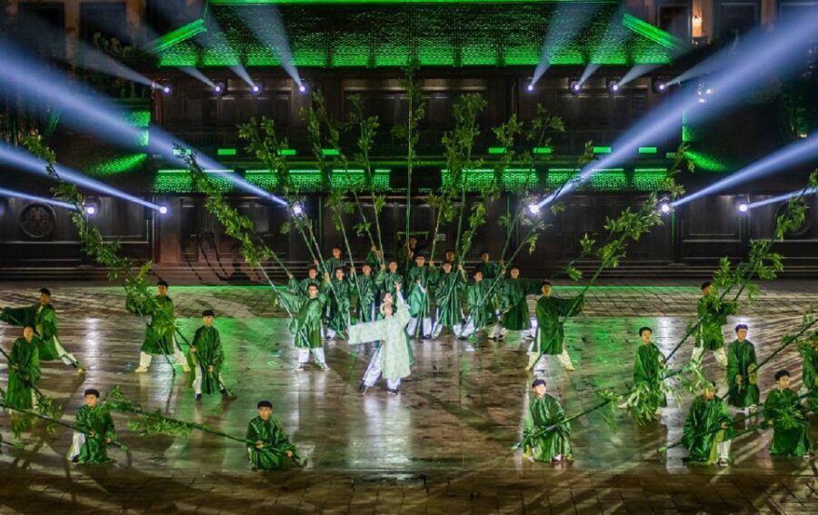 Phu Quoc: Grand World Entry Ticket - Quintessence of Vietnam shows: how to build your day around performance