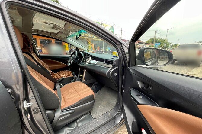 Phu Quoc- Private airport transfer 7-16- 29 seater car - How pickup actually feels: meet-up, communication, and timing