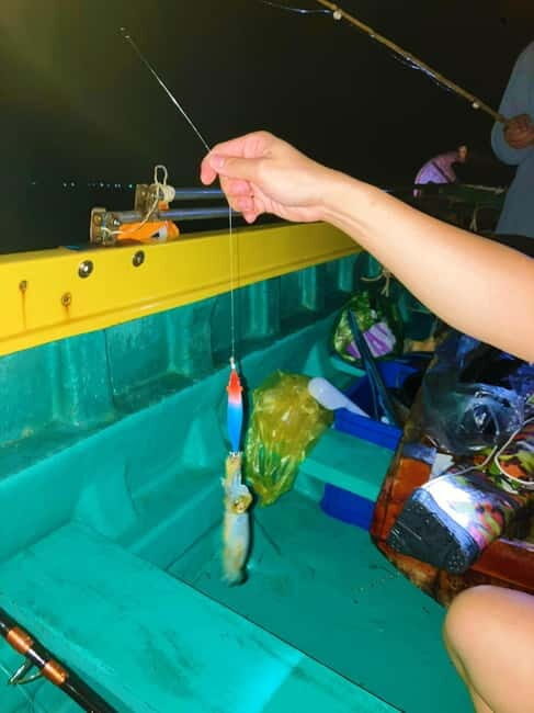 Phu Quoc: Private Fisherman Trip w/ Snorkeling & Seafood BBQ - The floating-house keepsake and sunset rhythm