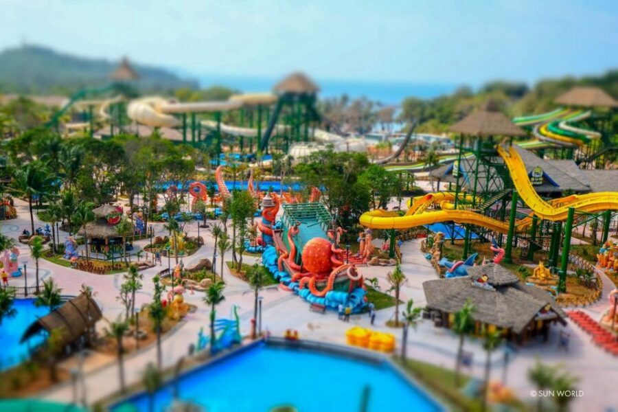 Phu Quoc: Sunworld Hon Thom Nature Park Entry Ticket - Aquatopia Water Park: fun slides, but plan for crowd friction