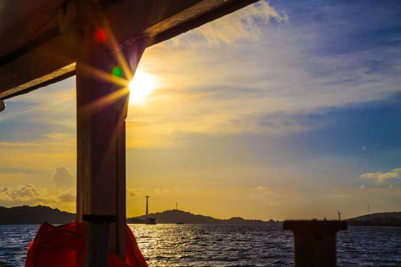 PHU QUOC TRIP 2: 2 ISLANDS BY BOAT - Lunch on the Boat: Simple, But It Solves a Big Problem
