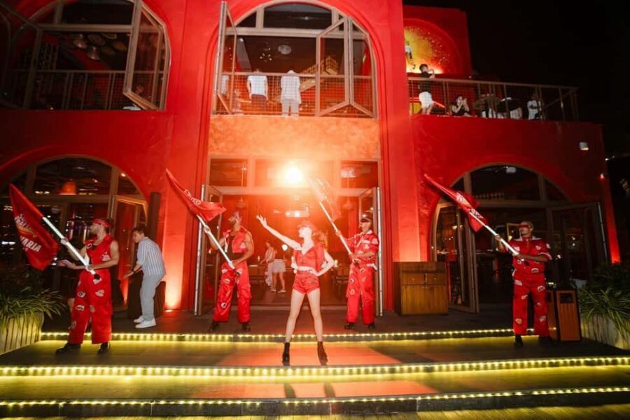 PhuQuoc Romantic Dinner with Symphony & Kiss of the Sea Show - Practical tips to make your night smoother