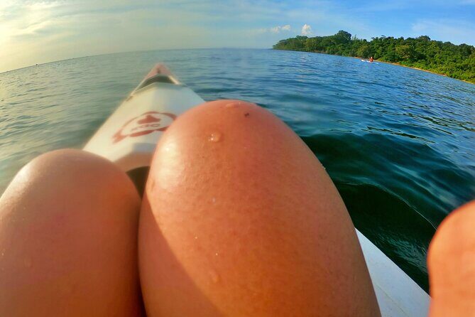 [PRIVATE CHARTER] SEA-KAYAKING along HALF-MOON BAY & SUNSET DRIFTING & DINNER - Sunset drifting in Half-Moon Bay: the moment your day turns romantic