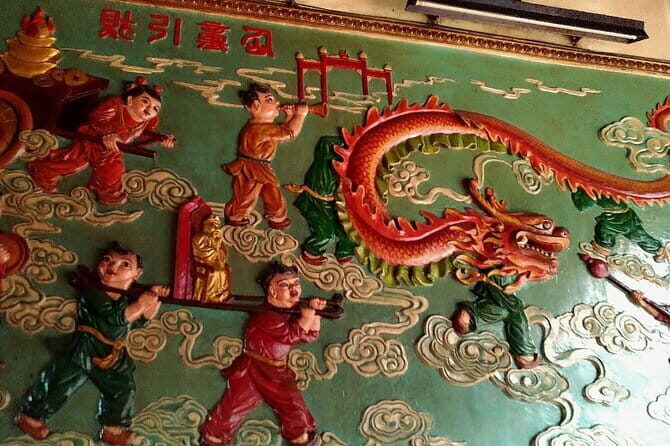 Private China Town Walking Tour in Ho Chi Minh City - Binh Tay Market: starting with business, color, and an origin story