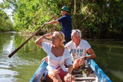 Private ecotour in Can Tho: floating market-nature reserved - Making rice paper and noodles: the stop that turns photos into a skill