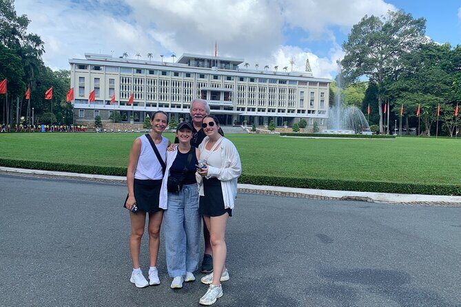 Private Ho Chi Minh City Half-Day Tour - Stop 1: Saigon Central Post Office and the French-era vibe