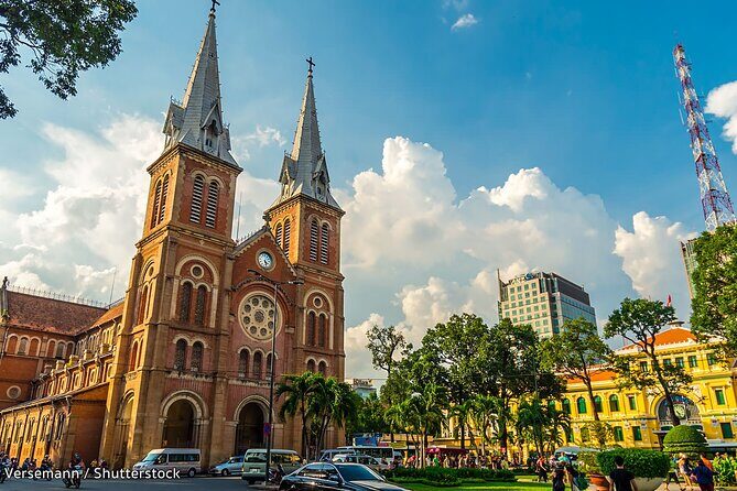 Private Ho Chi Minh City Tour Private Full day Guided Tour - The lunch break: comfort food with a real local setting