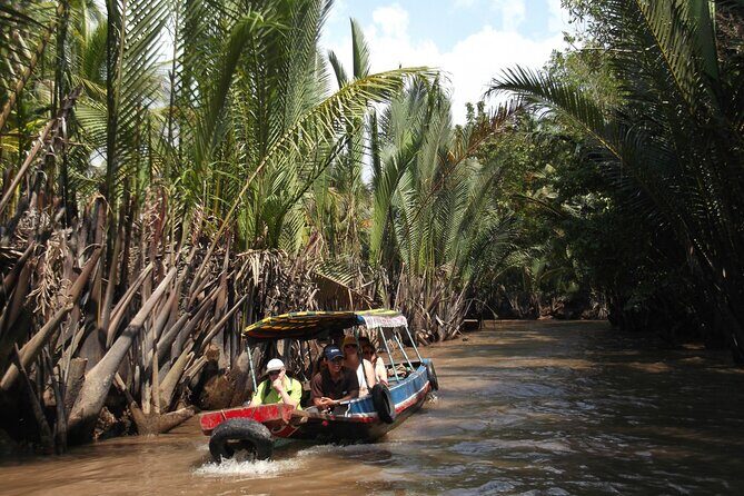 Private Mekong Delta Less Tourist - Coconut Island Tour - Vinh Trang Temple in 30 minutes: a quick culture reset