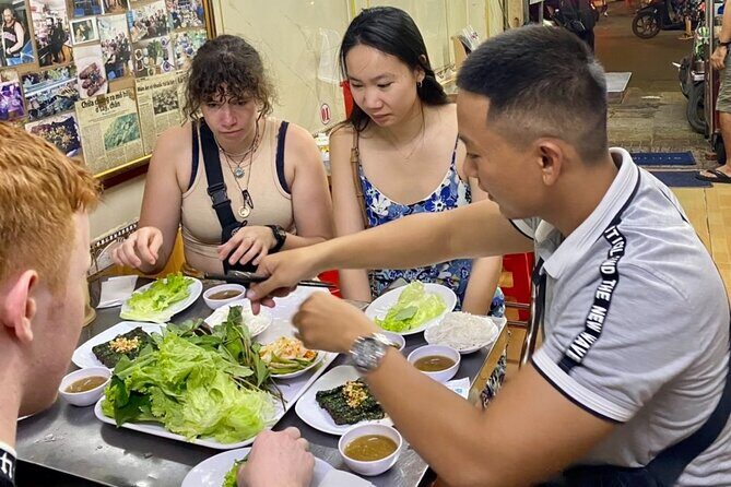 Private Saigon Ultimate Street Food & Motorbike Experience - The food plan: what you’ll actually eat (and why it works)