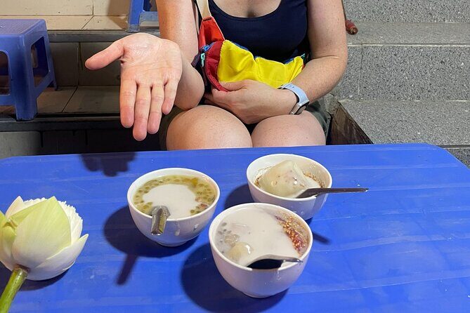 Private Saigon Ultimate Street Food & Motorbike Experience - Guide quality: safety, conversation, and staying on track
