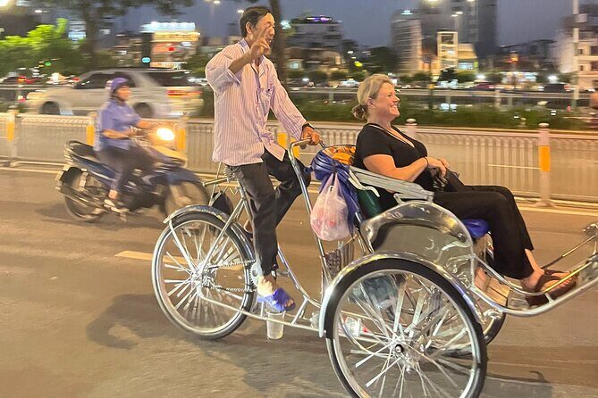 Private Street Food Discovery by Cyclo at Night in Ho Chi Minh - Key Highlights You’ll Feel Fast