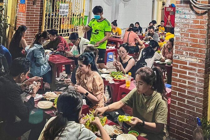 Private Street Food Tour by Motorbike/Car with Local Students - Vegetarian and allergy-friendly choices: what you should do