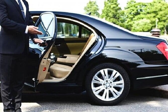 Private Transfer : Ho Chi Minh / HCM Airport To Ho Tram /Vung Tau - Comfort Stop That Breaks Up the Ride (Without Turning It Into a Day Trip)