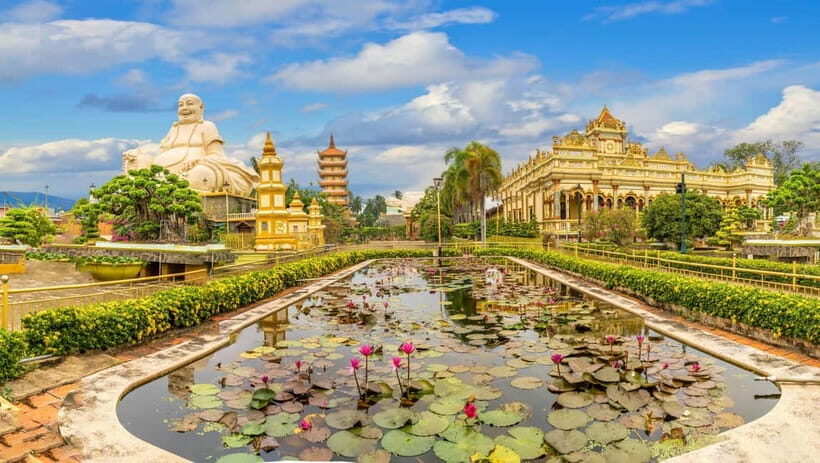 Private Vinh Trang Pagoda & Mekong Delta from Ho Chi Minh - Getting to the villages on foot: small steps, real rhythm