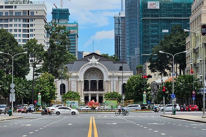 Private Walking Half Day Tour in Ho Chi Minh City - The best ending choice: War Remnants Museum or Independence Palace