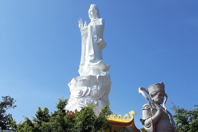 RED RIVER TOUR (Private Tour): LAND ISLAND TOUR AROUND THE SOUTH - Lunch at a Good Food Restaurant: The Key Value Detail