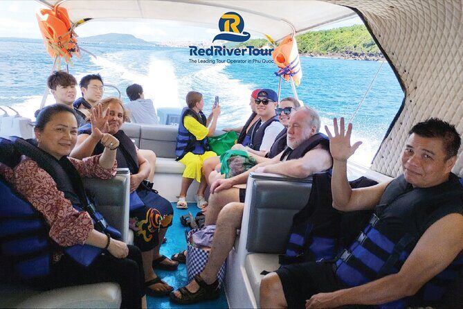 RED RIVER TOUR (Share tour): 4 ISLANDS TOUR BY SPEEBOAT - Lunch, Bottled Water, and the Stuff That Makes the Day Work