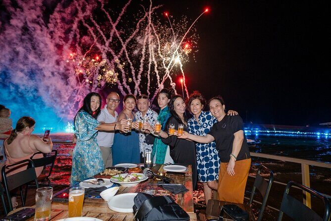 Romantic Dinner with Fireworks, Symphony & Kiss of the Sea Show - Who should book this romantic dinner-with-fireworks night