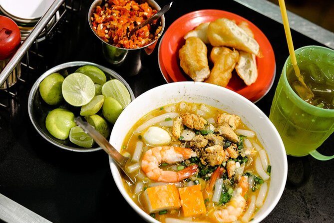 Saigon Backstreets City Tour on Scooter including Food - Stop 3: Saigon Unseen in District 10 and 5