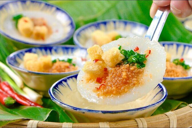 Saigon city tour & Street food - Key highlights you shouldn’t miss