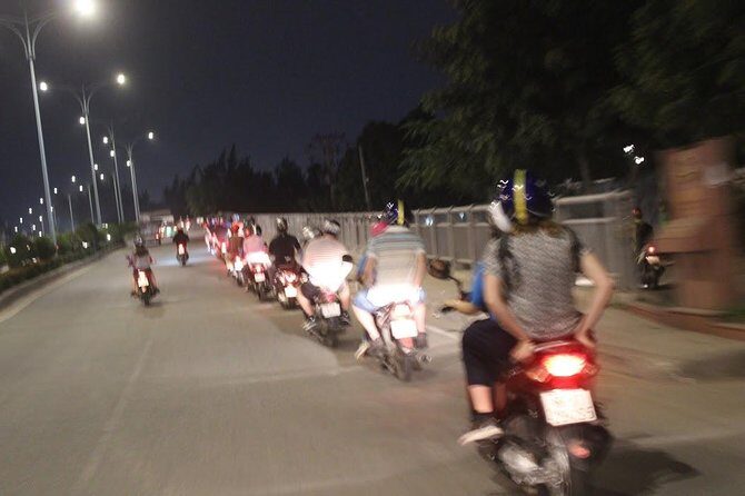 Saigon Dinner Cruise with Live Music Ho Chi Minh– Group Tour - Key highlights you’ll care about