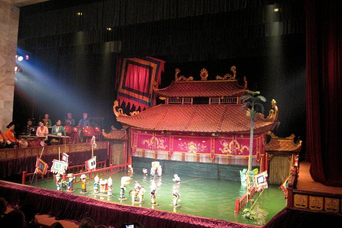 Saigon Dinner Cruise with Live Music Ho Chi Minh– Group Tour - Vietnamese set dinner: what’s included and what to expect