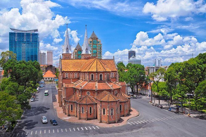 Saigon in a Day: Ho Chi Minh City Sightseeing and Night Food Tour - A Full-Day Saigon Plan: Sights in the Morning, Street Food at Night