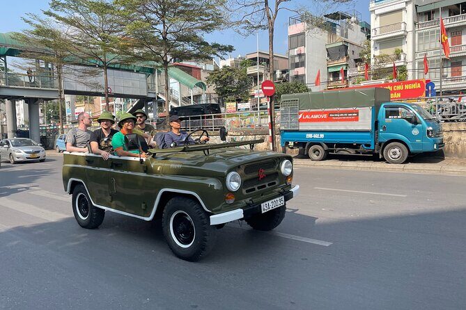 Saigon Jeep City Tour, Backstreet, Cultures hidden Gems 4 Hours - Ho Thị Kỷ Flower Market and Binh Tây Market: color, noise, and real shopping