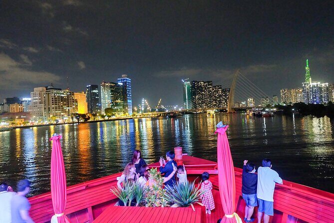 Saigon River Dinner Cruise: Buffet, Set Menu, Fine Dining (3hrs) - Food reality check: how to set expectations (and avoid disappointment)