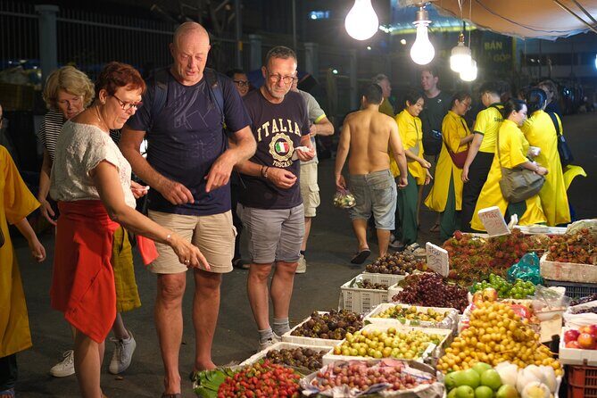 Saigon Sight & Food Tour By Night (Private Tour) - Why Saigon street food is easier (and better) with a guide