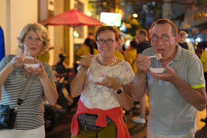 Saigon Sight & Food Tour By Night (Private Tour) - Stop 1 in District 3: Nguyen Thien Thuat Apartment Buildings