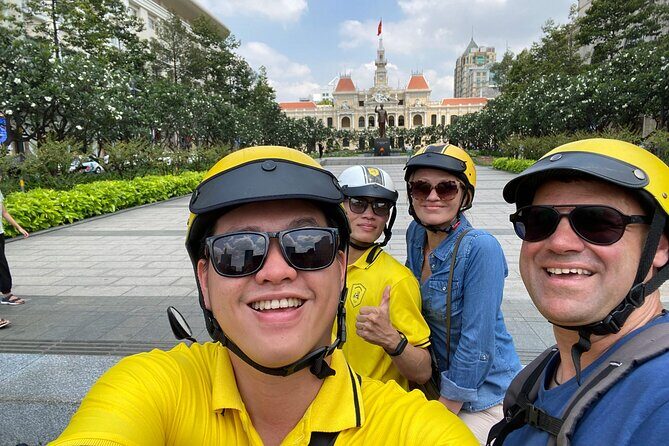 Saigon Sightseeing By Day (Private Tour) - Stop-by-stop: from Central Post Office to Chợ Tân Dịnh
