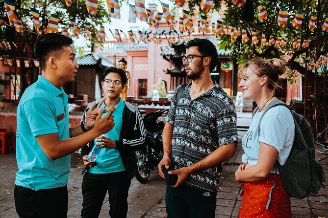 Saigon Sightseeing & Street Food Tour By scooter with Student - District 3, 5, and 10: Local Neighborhood Loops