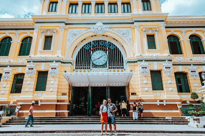 Saigon Sightseeing & Street Food Tour By scooter with Student - The Street-Food Lineup: Exactly What You’re Likely to Eat