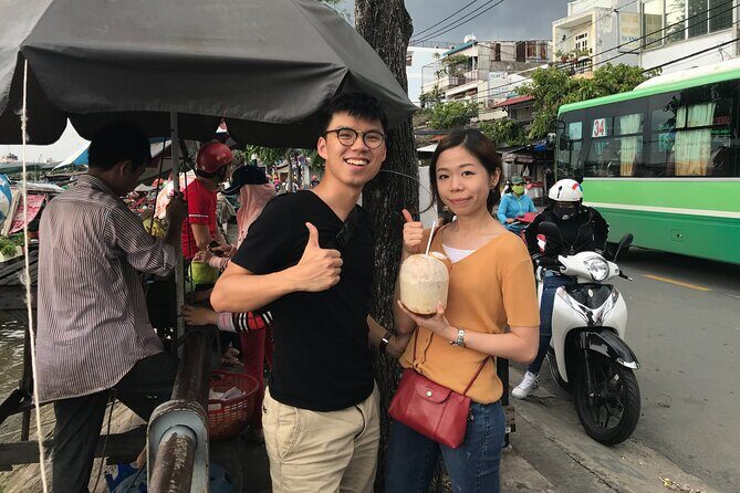 Saigon Slum tour and Saigon Chillspots by motorbike/ Aodai rider - Rush Saigon option: the fast 2-hour scooter version