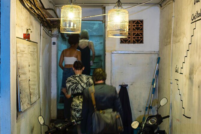 Secret Cocktail Experience in Saigon - How the four-stop cocktail loop works in Saigon