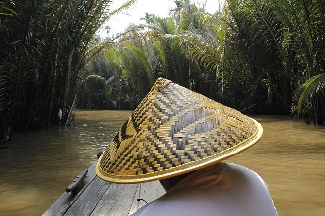 Shared Cu Chi Tunnels & Mekong Delta Tour Full Day - Vinh Trang Pagoda: a 19th-century pause in a travel-heavy day