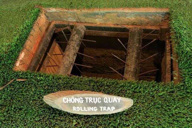 Small-group Saigon City & Cu Chi Tunnels Day Trip - Emperor Jade Pagoda: a quieter change of pace