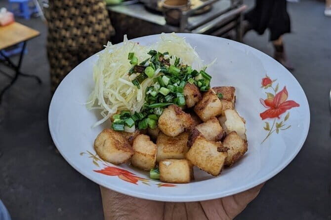 Spring Private Saigon Tour: Highlights & Hidden Gems, and More! - How Spring and Hieu shape the vibe of your day