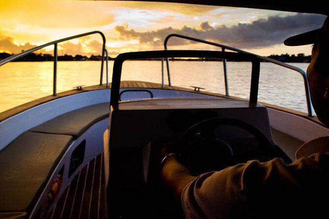 Sunset cruise and Saigon by night tour - The Go Vap floating temple: why a boat-only stop feels special