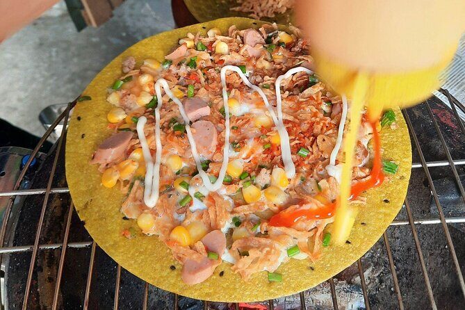 Super Niche Walking Street Food Tour in Ho Chi Minh City - Stop 1: Nguyen Thien Thuat Apartment Area and the Start-of-Tour Food Momentum