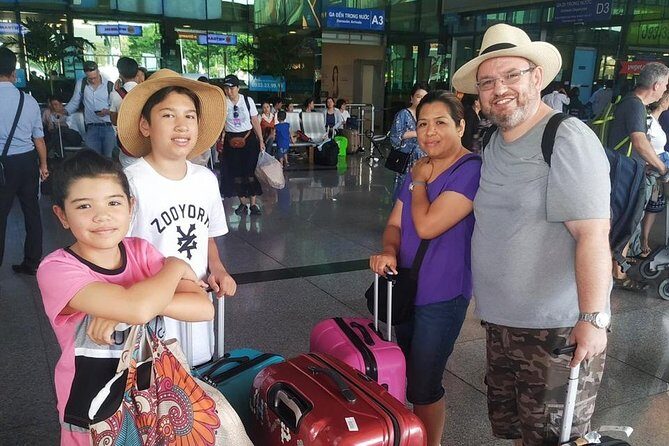 Tan Son Nhat International Airport Transfer - Meet-and-greet pickup: the anti-stress part of arrival