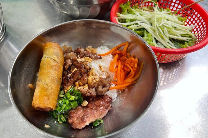 The 10 Tastings of Ho Chi Minh City With Saigon Vibes - Stop 1: 10 tastings in Ho Chi Minh City—what you’ll actually eat