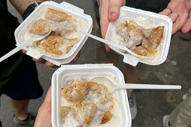 The 10 Tastings of Ho Chi Minh City With Saigon Vibes - Your guides: the real secret to a smooth food ride