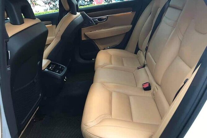 (TOP) Private car: Ho Chi Minh Airport (SGN) from/to HCM center - Who this private car transfer suits best
