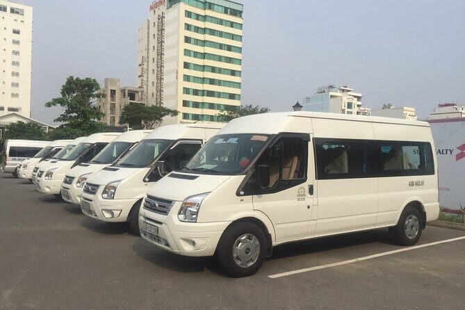 (TOP) Private car: Ho Chi Minh Airport (SGN) from/to HCM center - Waiting times that won’t leave you stranded